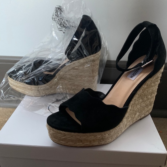 Steve Madden Wedges (9.5) Brand new - Picture 2 of 4